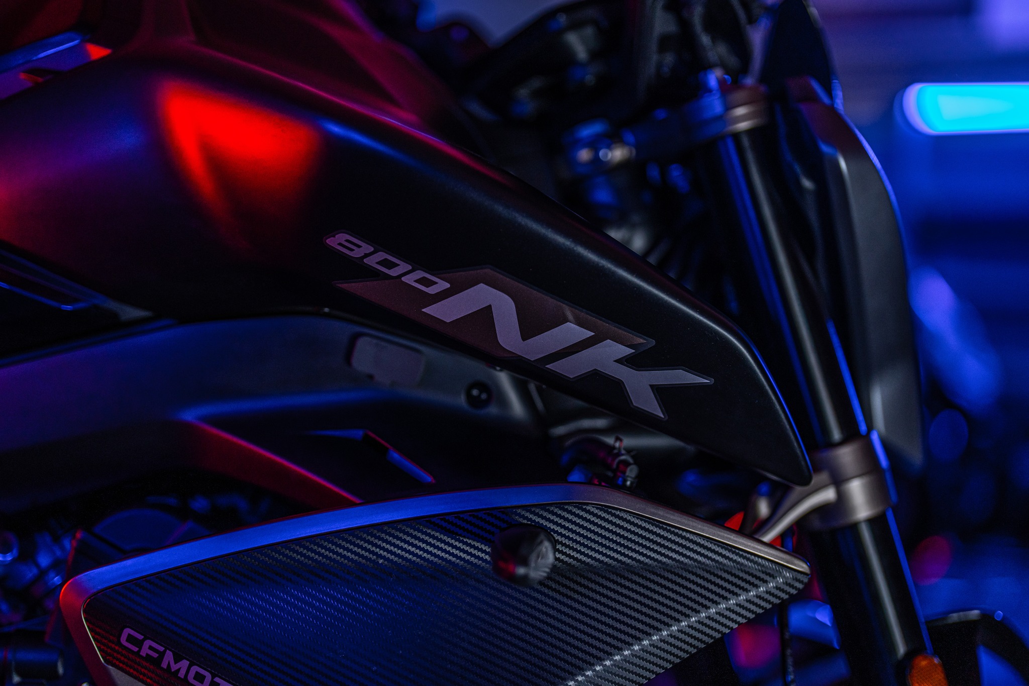 Les premiers détails du CFMoto 800 NK dévoilés