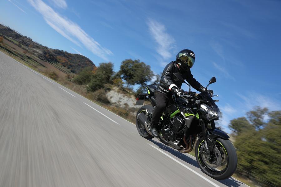TOAD TALKS: Pourquoi l'auto-isolement est le meilleur ami du motocycliste