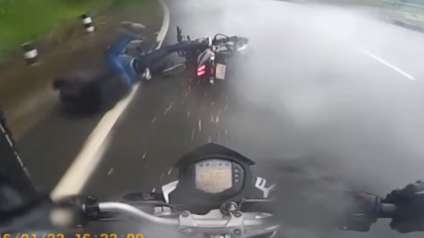 C'est pourquoi les motos ont l'ABS