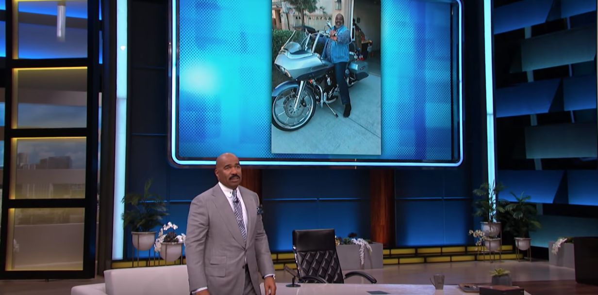 "Comment faire en sorte que mon fiancé mette fin à son histoire d'amour avec sa moto ?"  La réponse parfaite de Steve Harvey