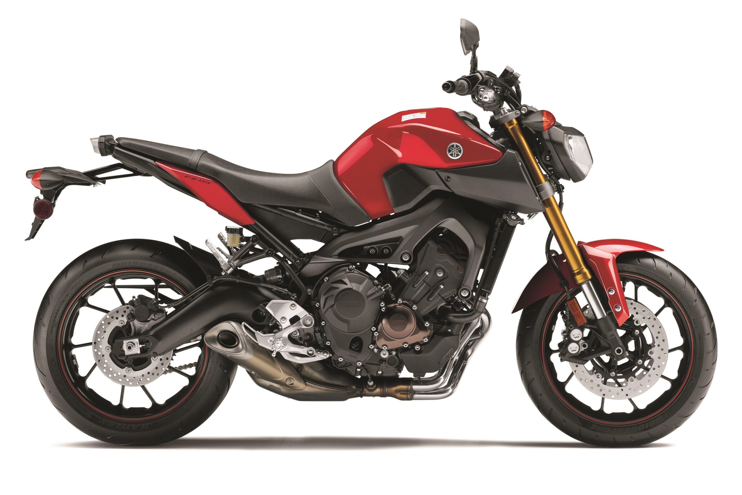 MT-09 ou FZ-09 : vous décidez