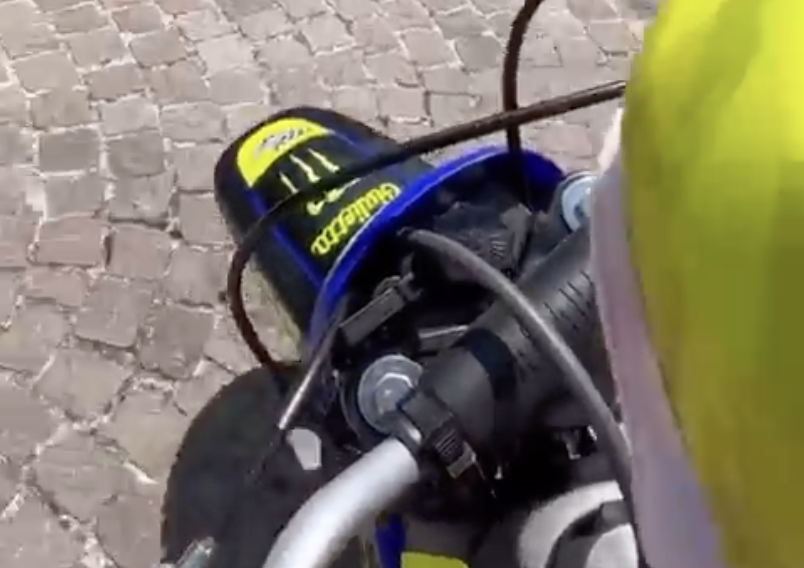 Des balades en Mini-Rossi !  Valentino Rossi initie sa fille au deux-roues