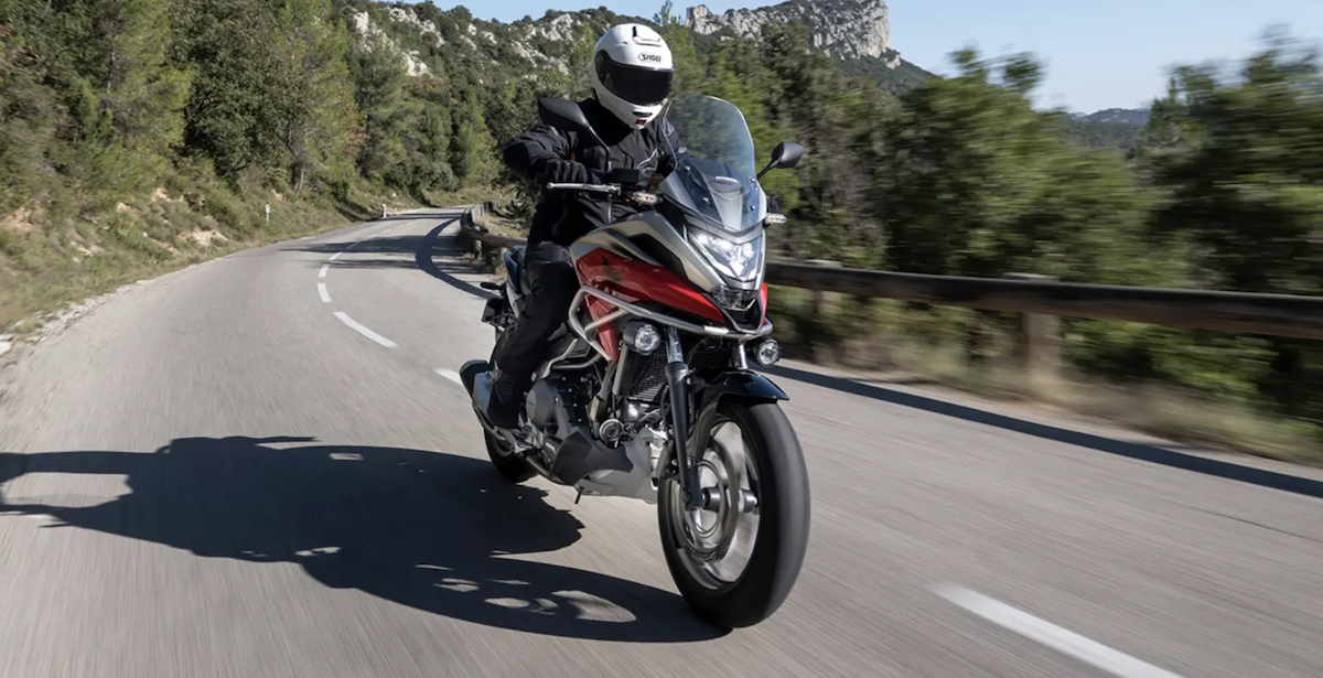IAM Roadsmart pousse les motos comme l'alternative verte
