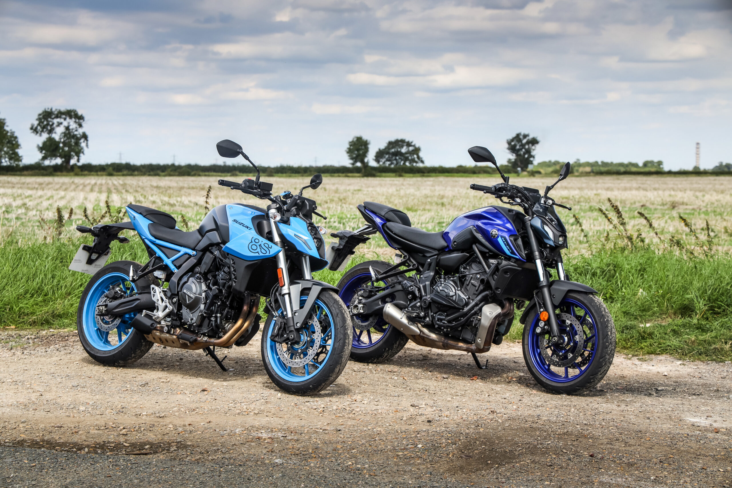 Yamaha Yamaha MT-07 vs Suzuki GSX-8S : qui est le roi des poids moyens désormais ?
