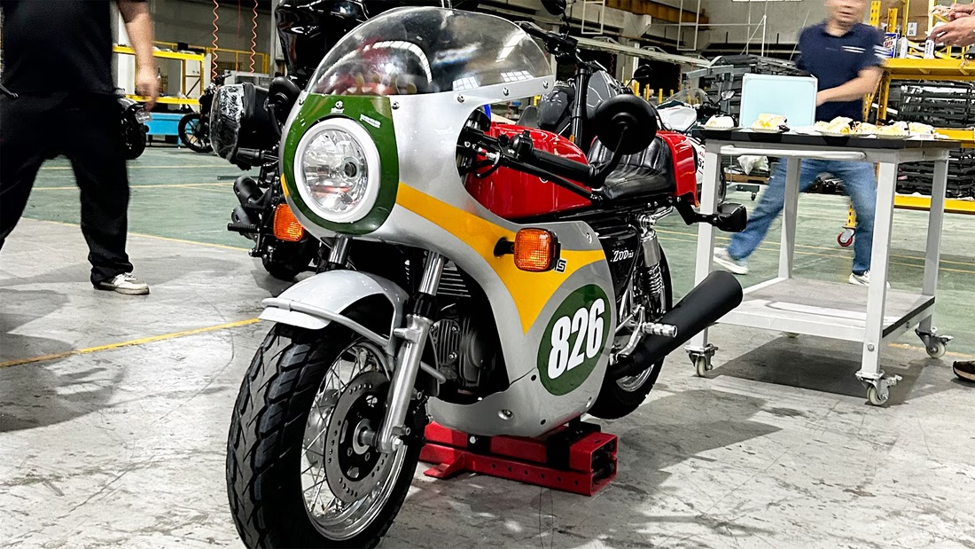 Couvre-freins câlin Honda RC174 'réplique'