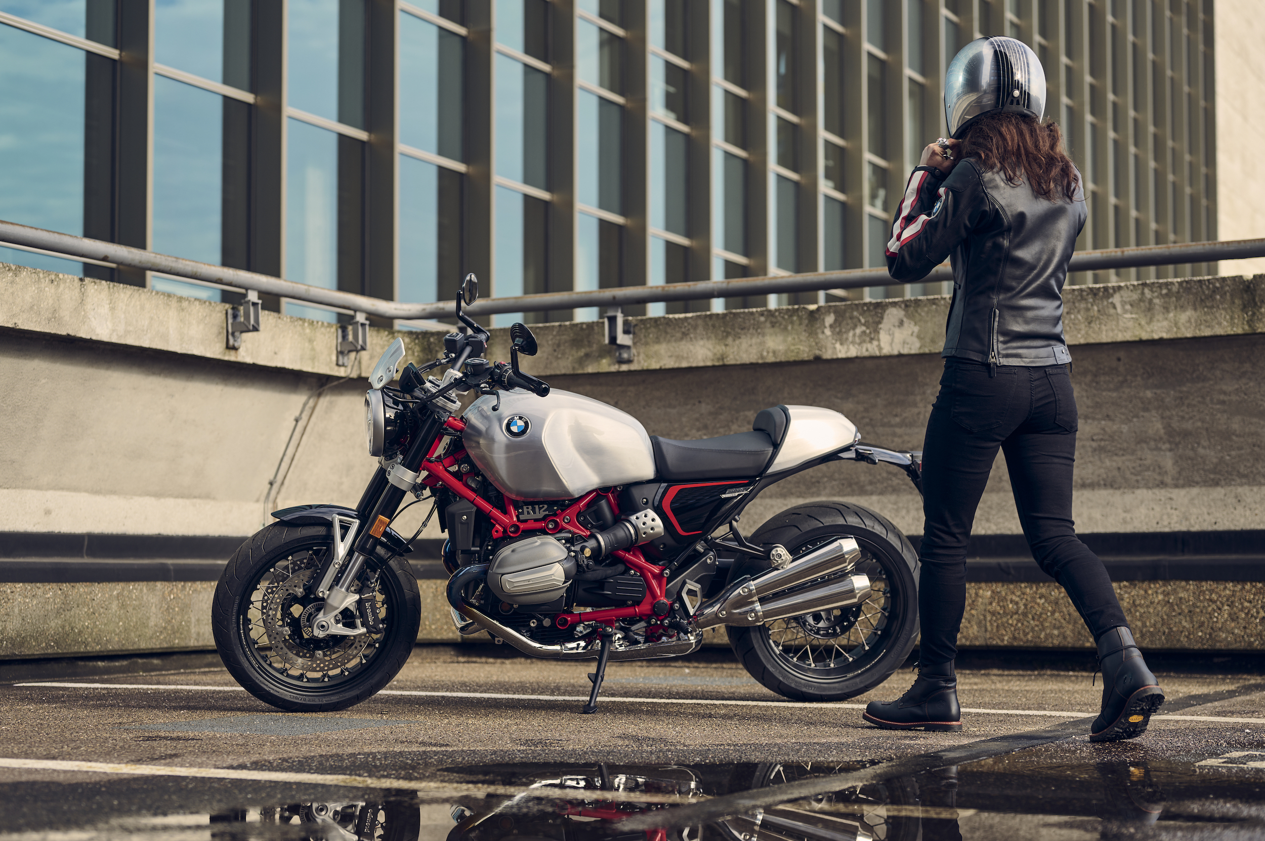 La nouvelle BMW R12 nineT rejointe par le croiseur R12