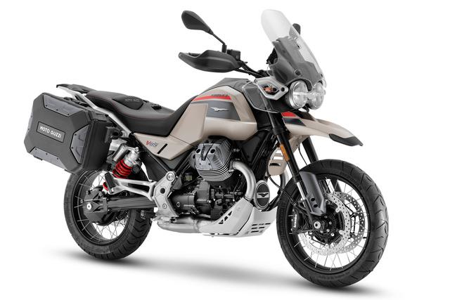 La gamme Moto Guzzi V85 mise à jour propose trois choix pour 2024