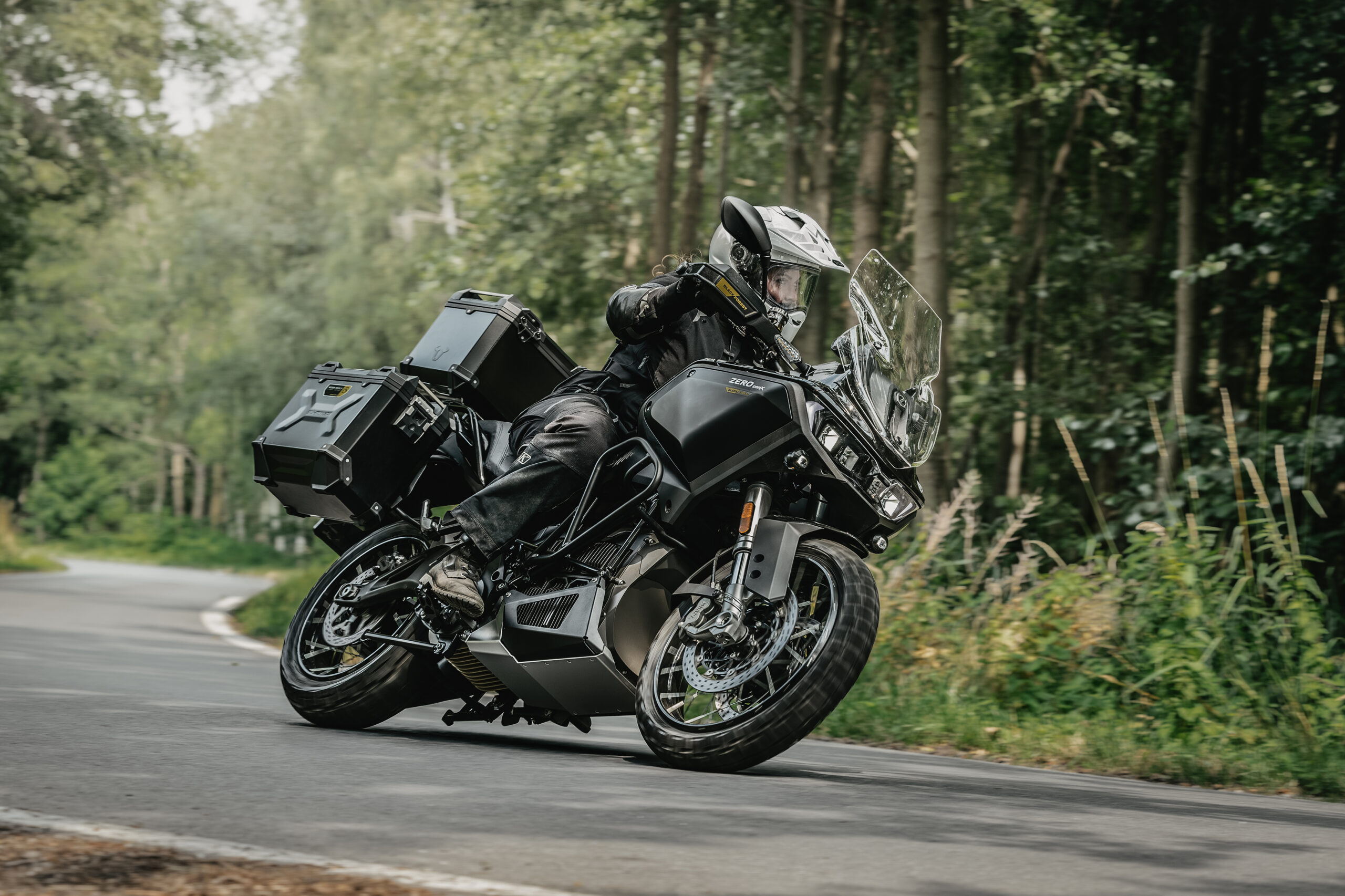 Zero DSR/X Black Forest en tête de la gamme tout électrique recentrée