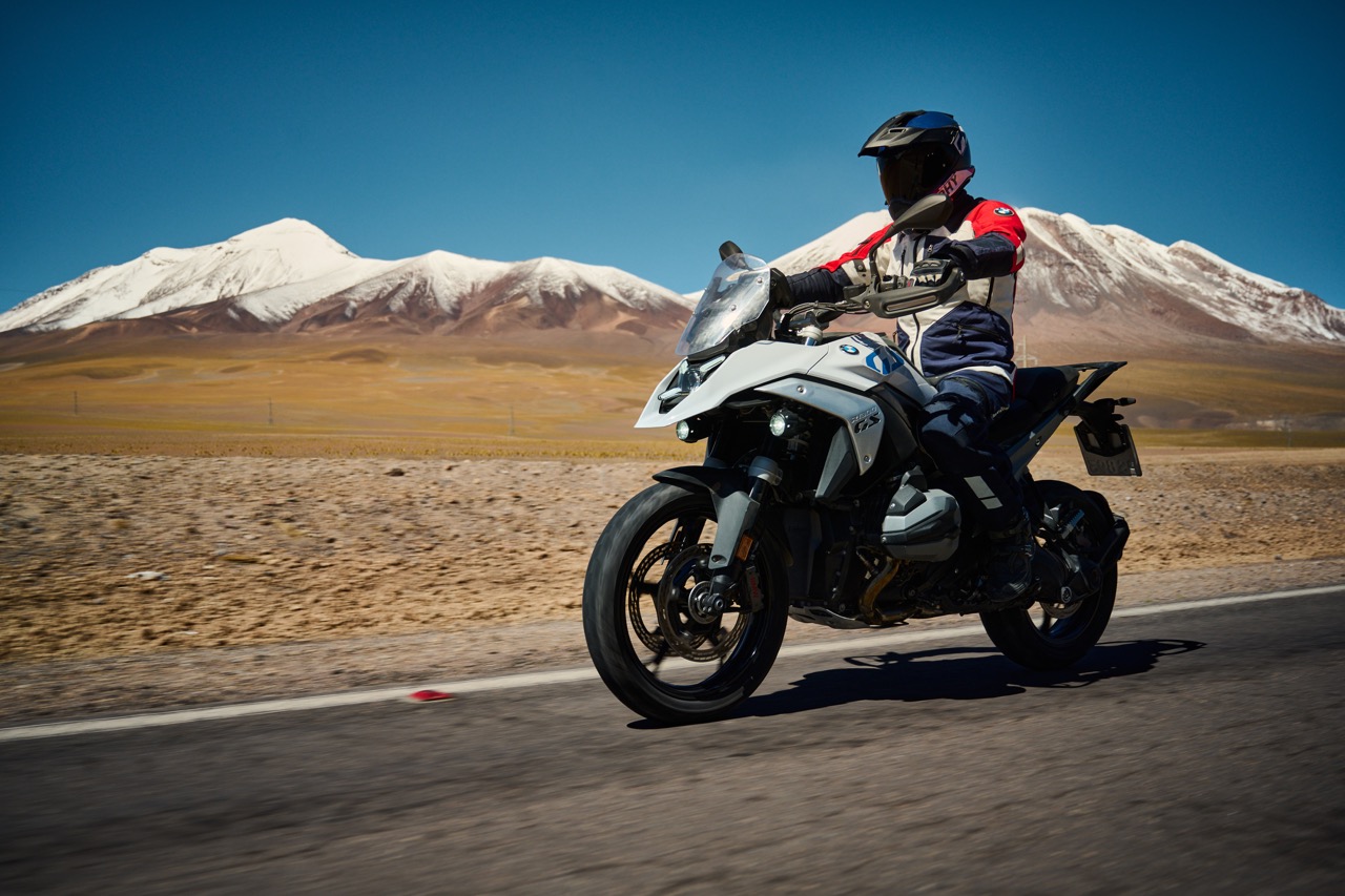 Malgré tout, beaucoup de gens achètent encore des motos neuves