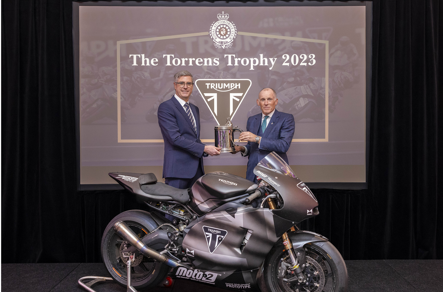 Triumph reçoit le prestigieux Trophée Torrens pour ses efforts en Moto2