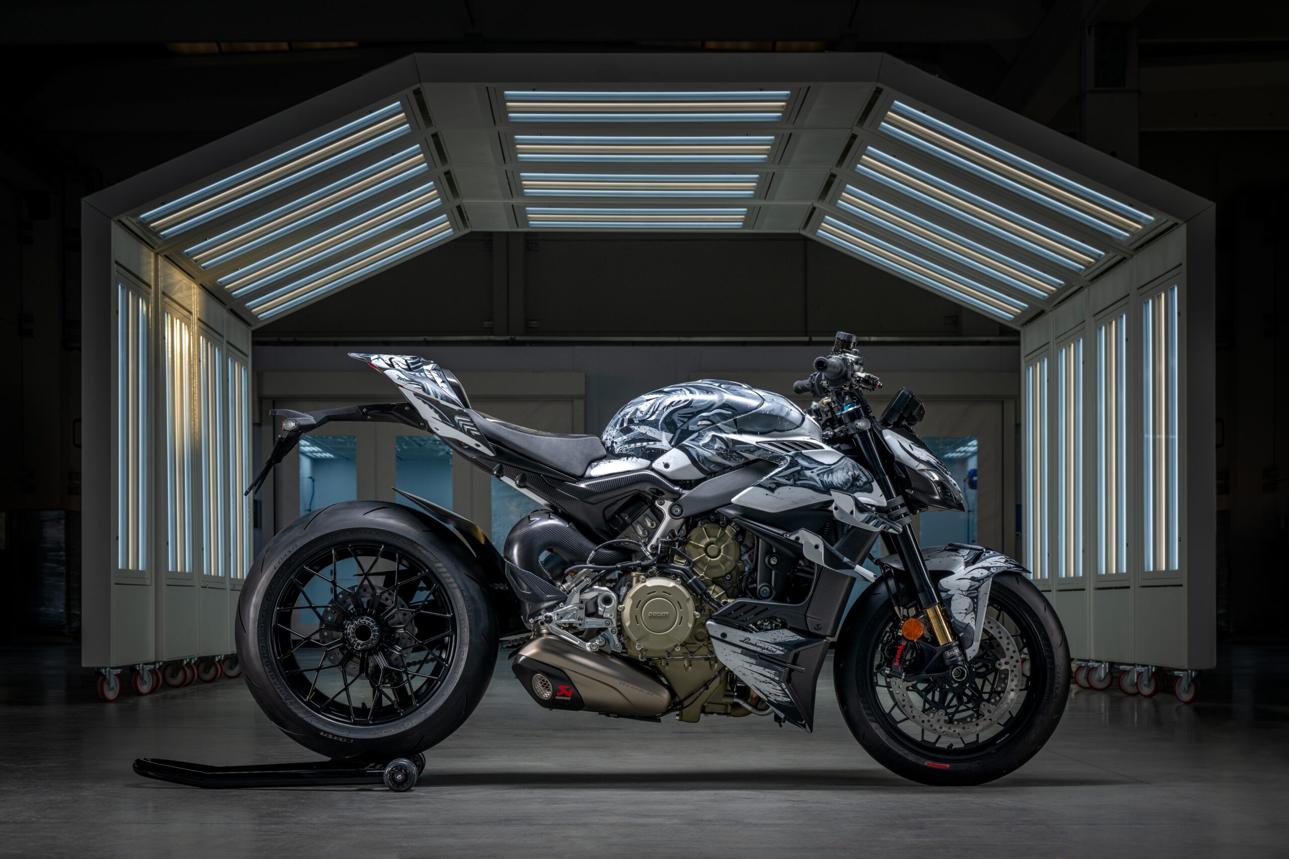 L'éblouissant Ducati Streetfighter « Centauro » célèbre l'art italien avec Lamborghini
