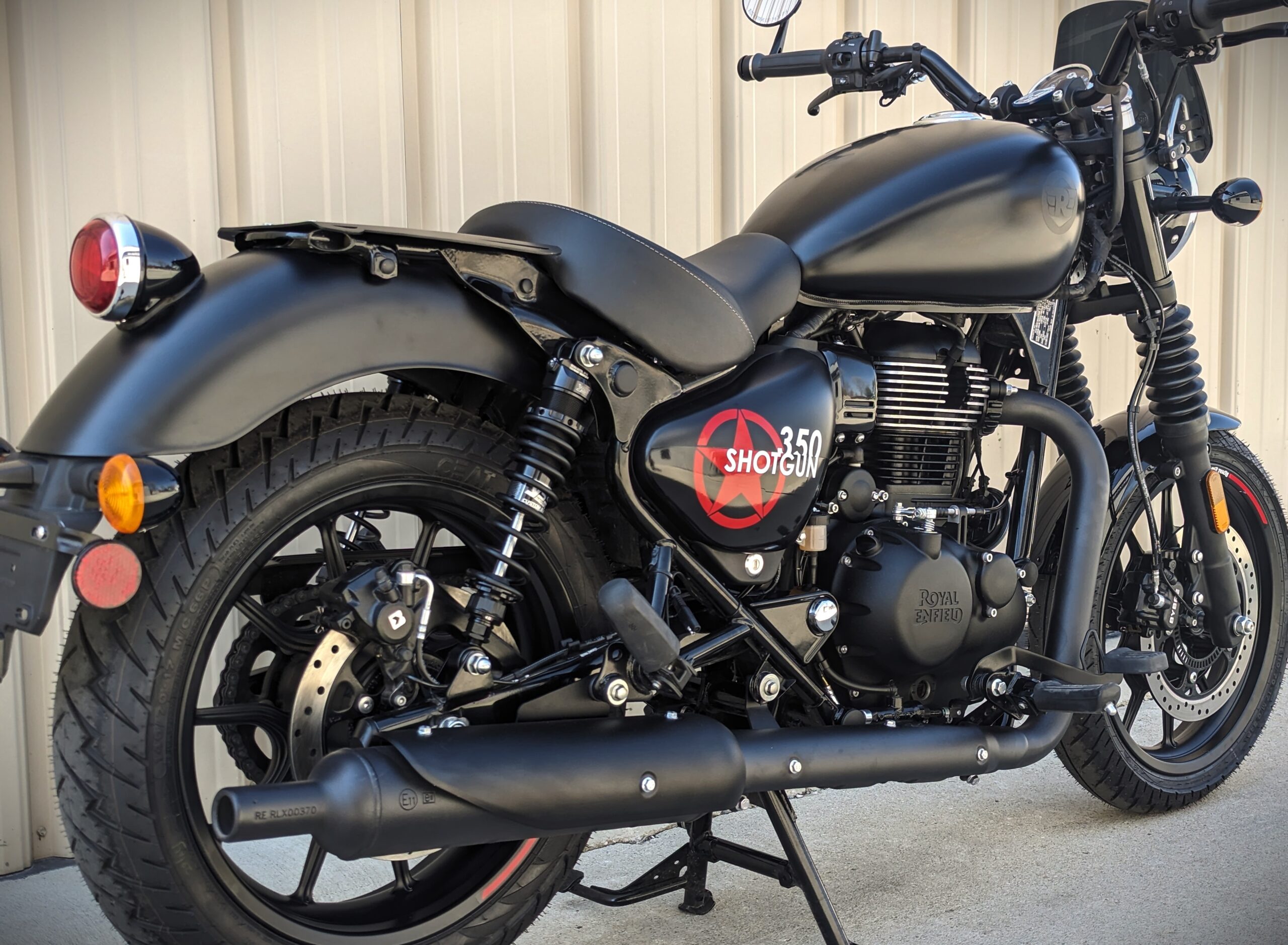 Royal Enfield « Shotgun 350 » brise la couverture !