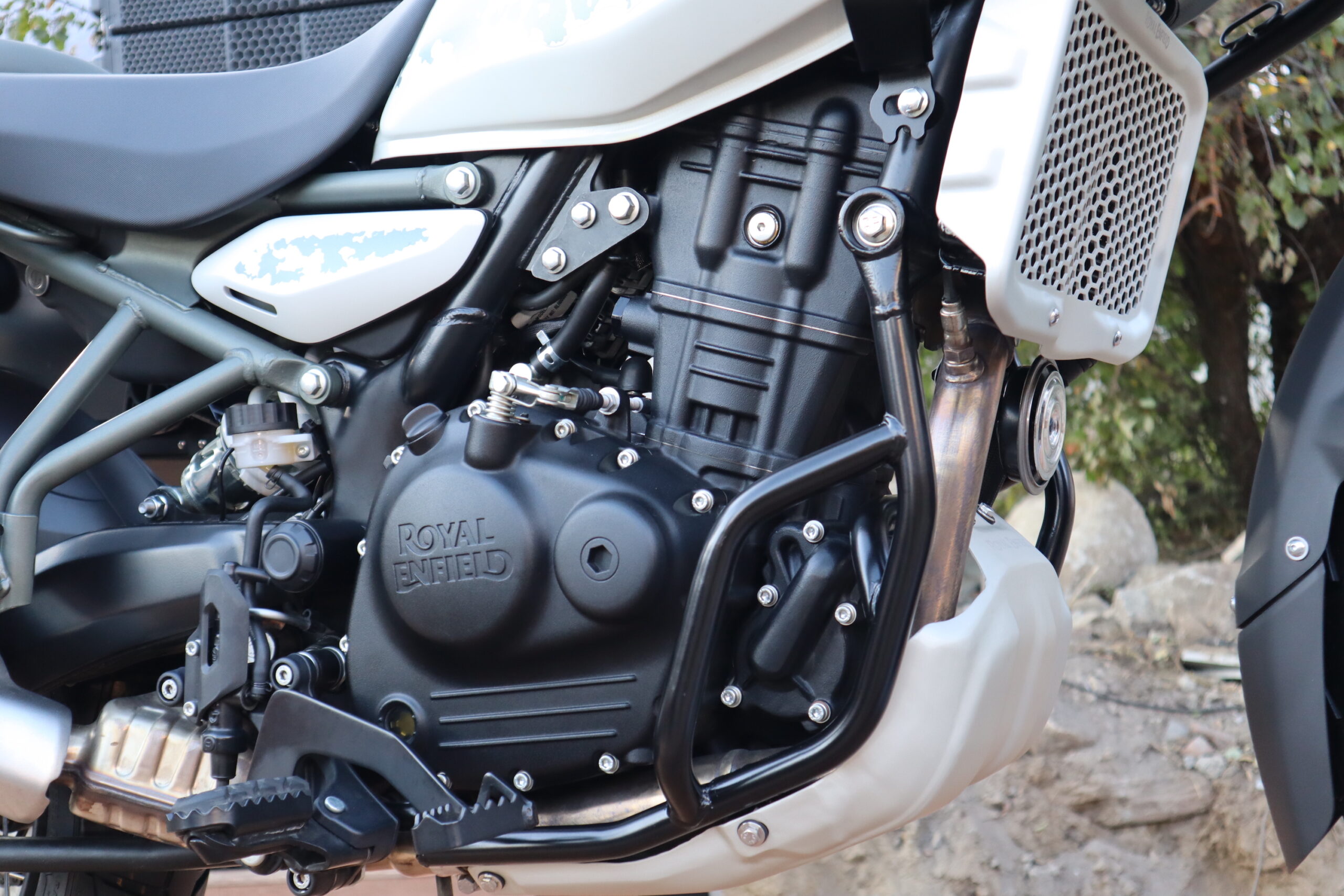 Le Royal Enfield Guerilla 450 à moteur himalayen sera lancé cet été
