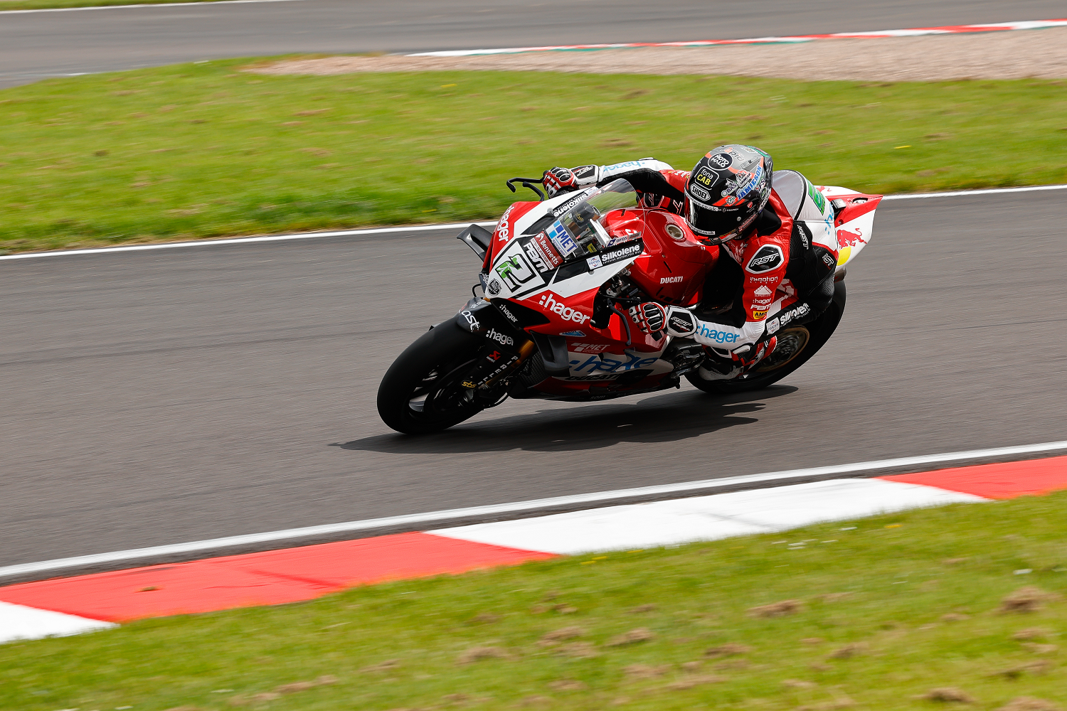 BSB Knockhill : Skinner le plus rapide alors que la météo domine vendredi