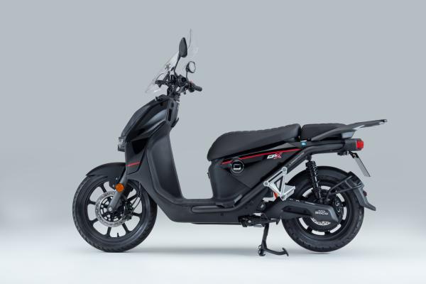 Le Vmoto Super Soco CPX
