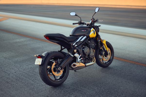 il y a aussi quatre nouvelles couleurs pour le Trident 660