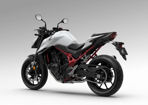 Honda CB750 Hornet 2025 - arrière