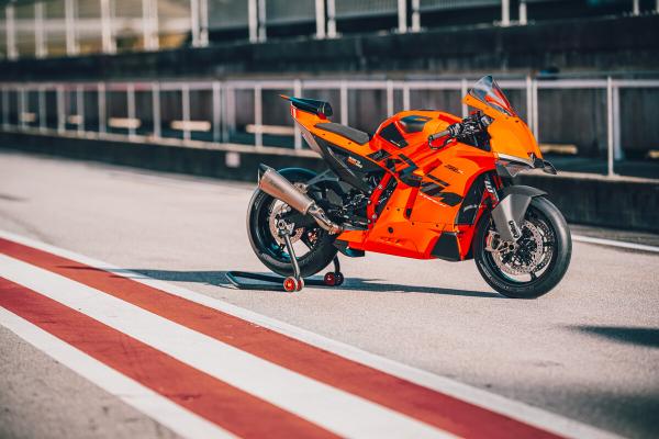 Prototype de piste KTM 990 RCR
