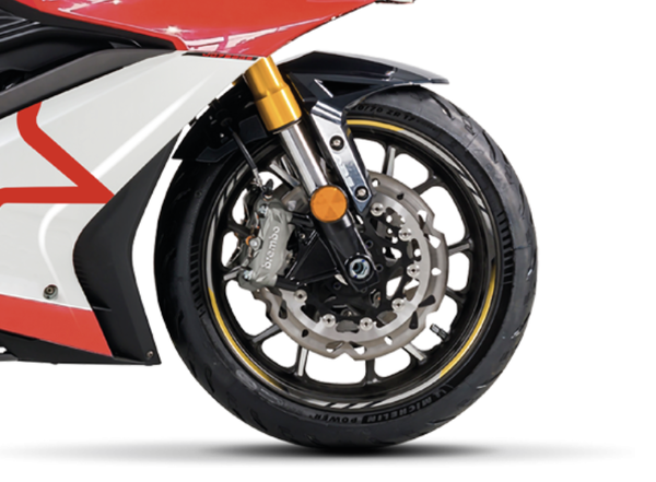 L'extrémité avant du K750