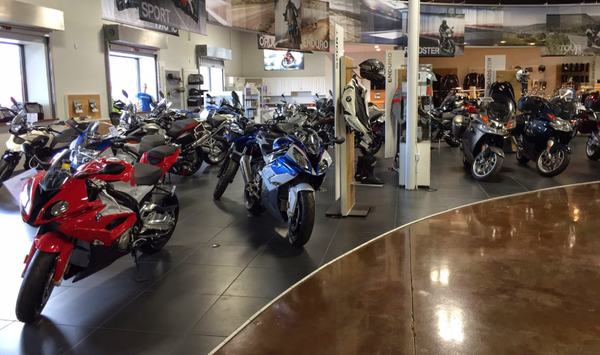 Concessionnaire de motos