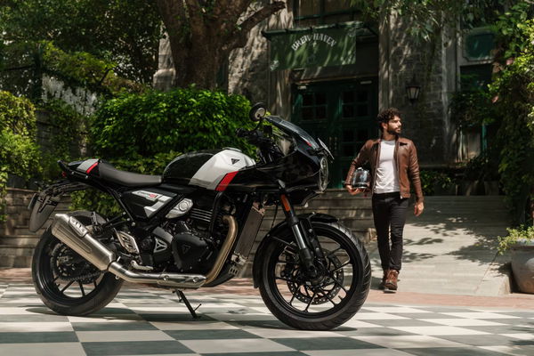 Le nouveau Thruxton 400