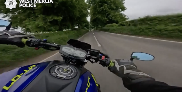 Benjamin Males a téléchargé des vidéos de lui-même