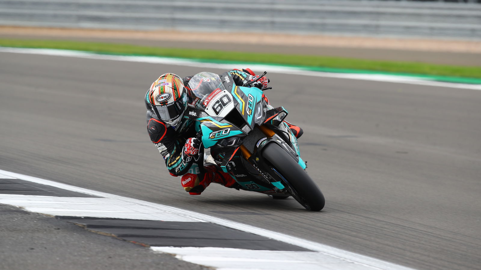 La BMW M1000 RR 2021 de spécification BSB de Peter Hickman est à vendre