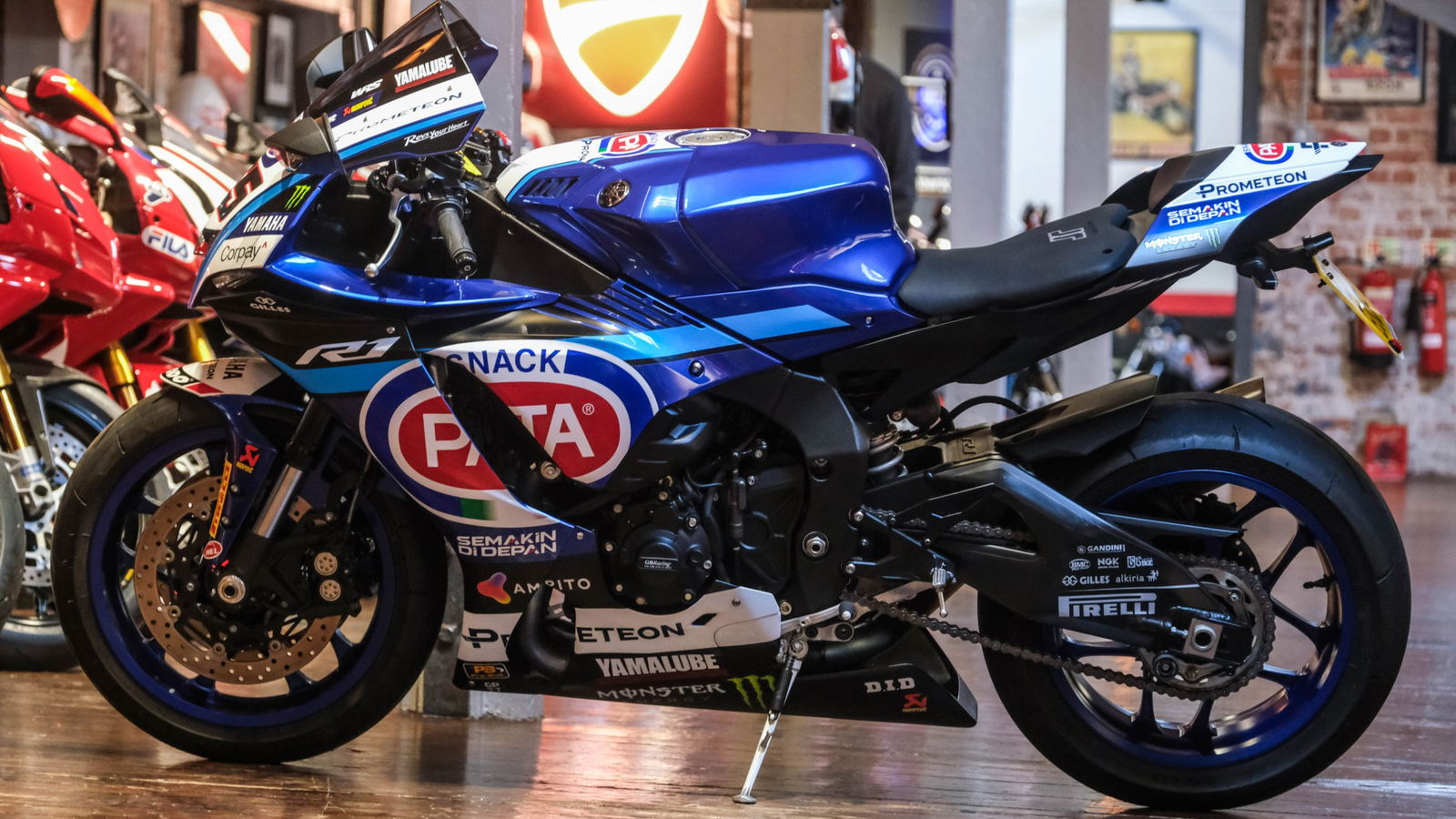 La réplique de Jonathan Rea Yamaha R1 coûte 20 999 £