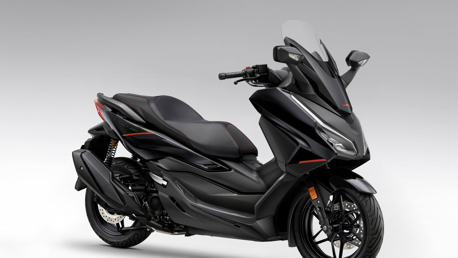 Les Honda Forza 125 et 350 obtiennent des couleurs en édition spéciale pour 2026