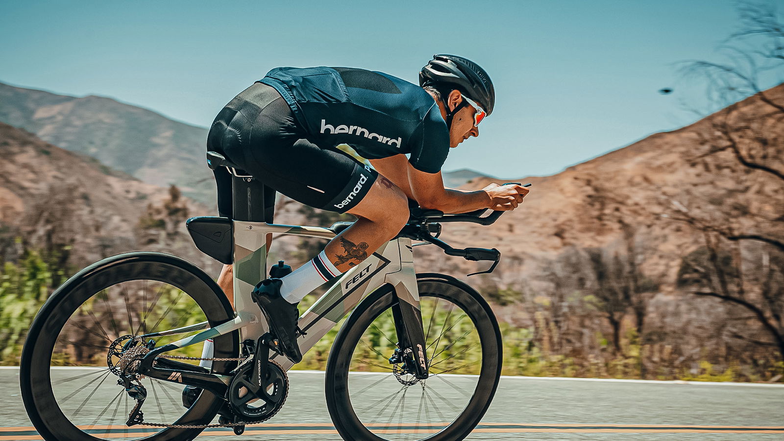 Bajaj vend la marque de vélos Felt à un consortium