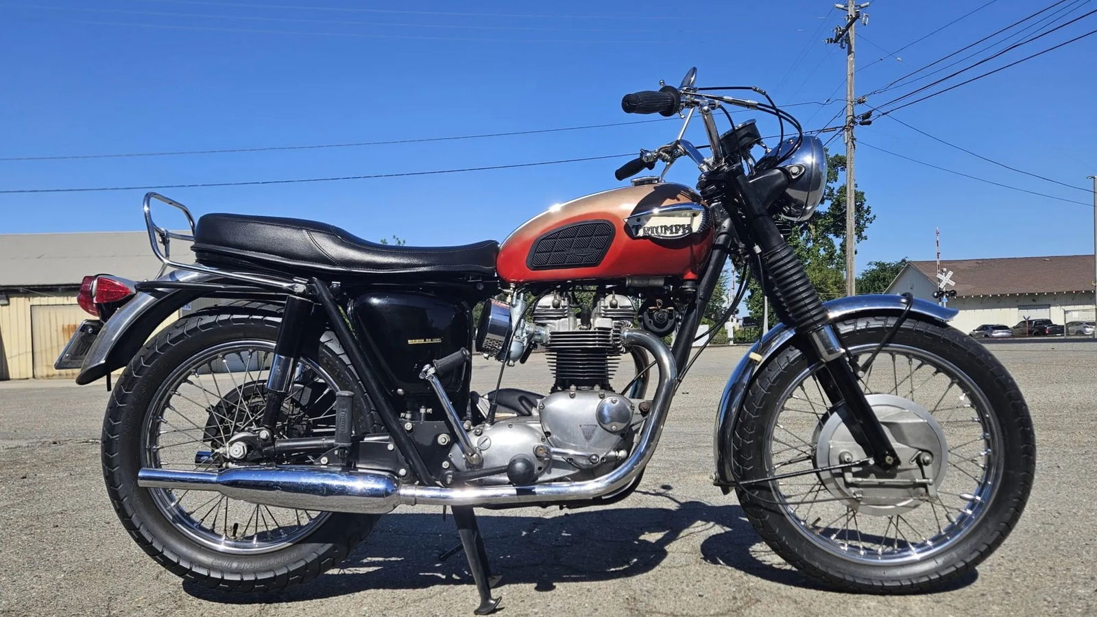 Le T120R du chanteur de Green Day Billy Joe Armstrong se vend pour une chanson