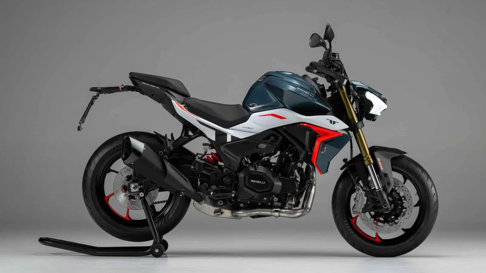 Benelli, société chinoise, dévoile la nouvelle TNT 550 nue