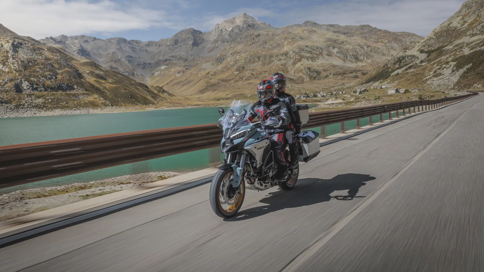 La Ducati Multistrada V4 Rally 2026 débarque chez les concessionnaires britanniques