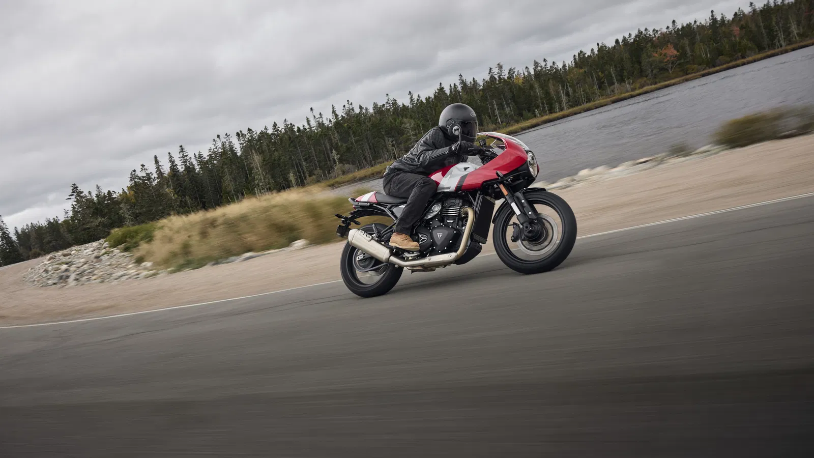 Lancement des nouveaux Triumph Tracker et Thruxton 400 2026 pour le Royaume-Uni