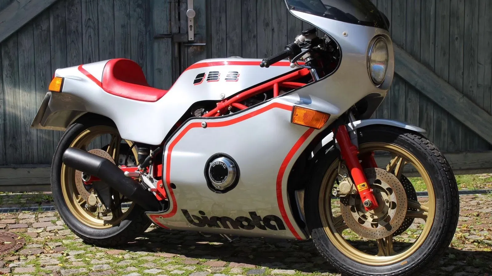 Les enchères pour l'ultra-rare Bimota SB3 avec seulement 2,1 km au compteur se terminent bientôt