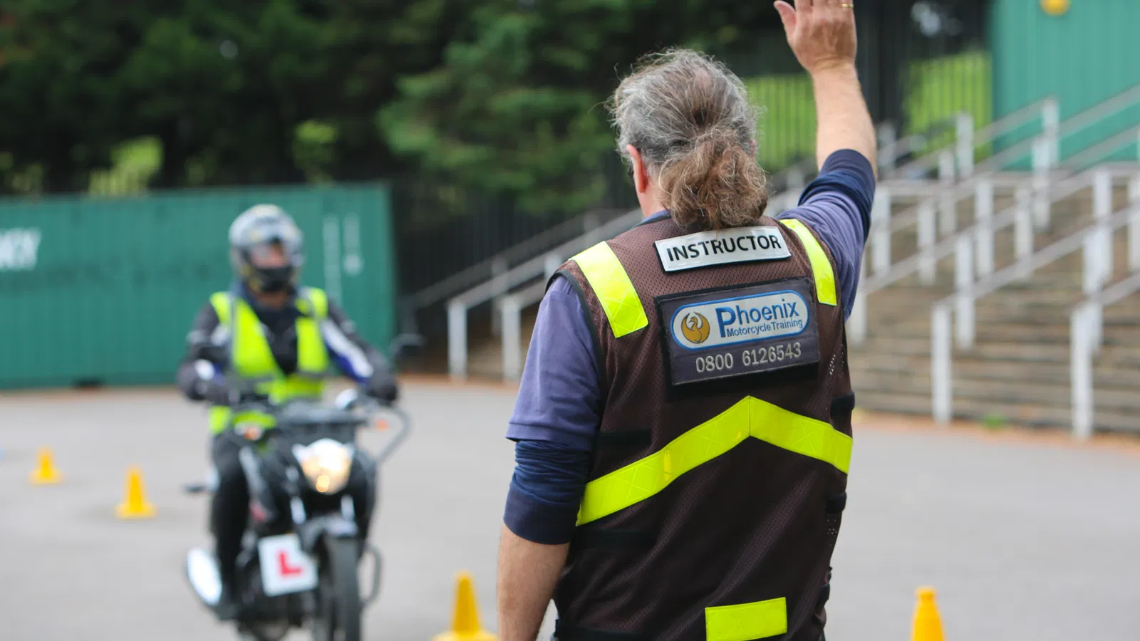 Ce que la nouvelle stratégie de sécurité routière du gouvernement signifie pour les motards