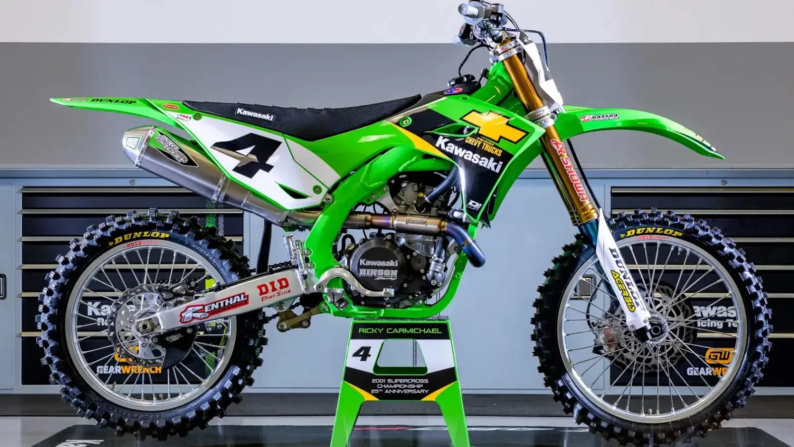 La réplique de Kawasaki KX450SR Ricky Carmichael dévoilée