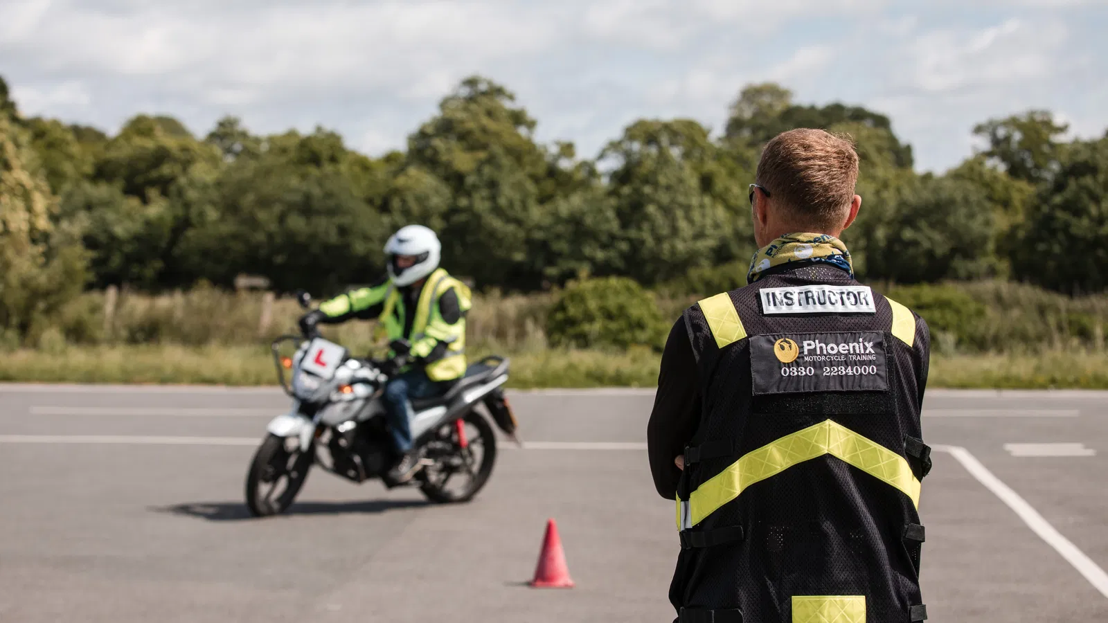 Le MCIA salue l'engagement du gouvernement à revoir l'immatriculation des motocyclettes