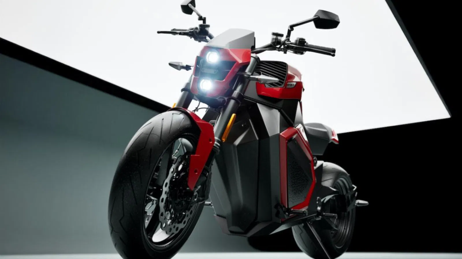Verge Motorcycles lance la première moto au monde alimentée par batterie à semi-conducteurs