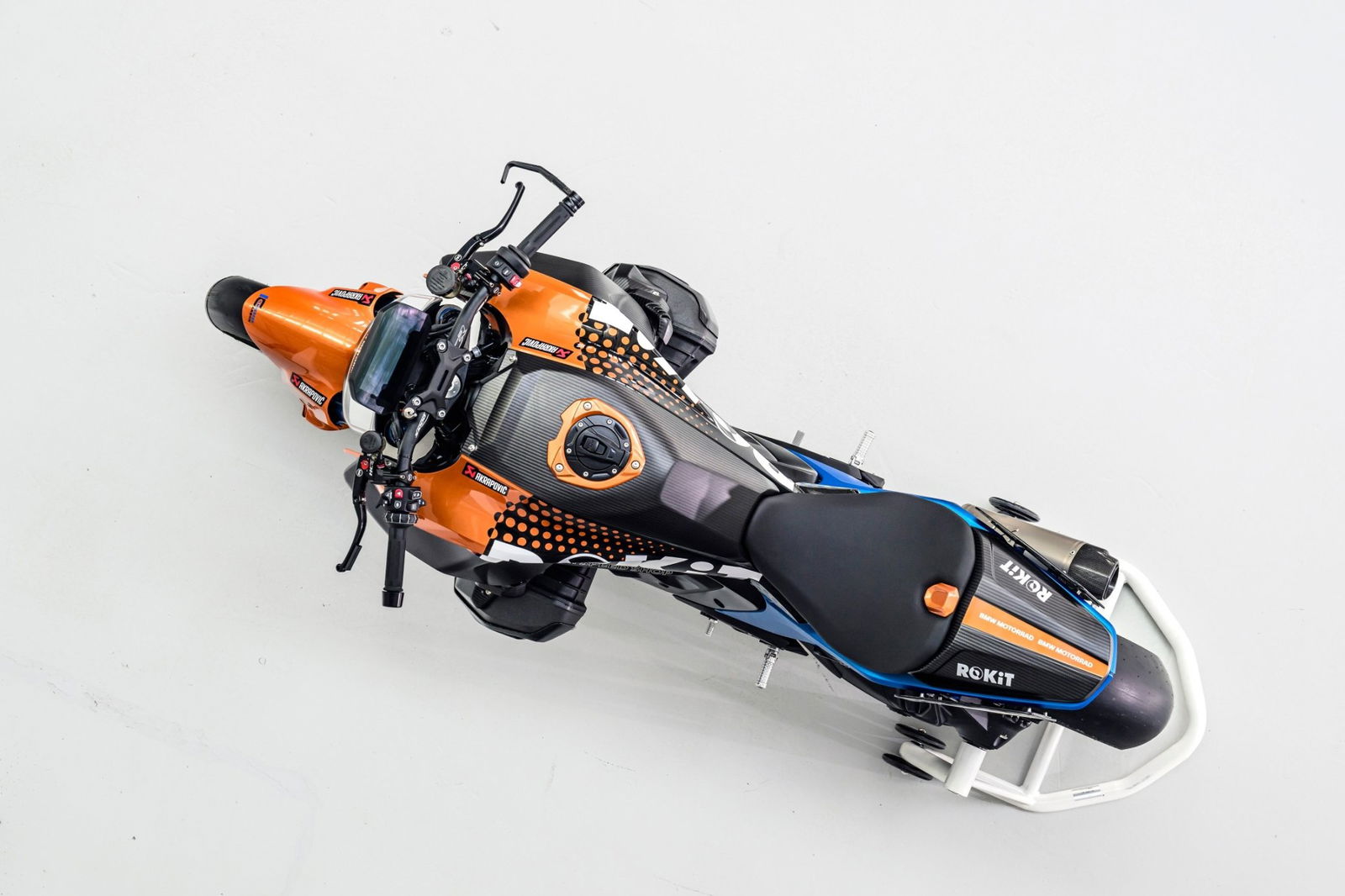 Vue du dessus de la R1300 R Superhooligan