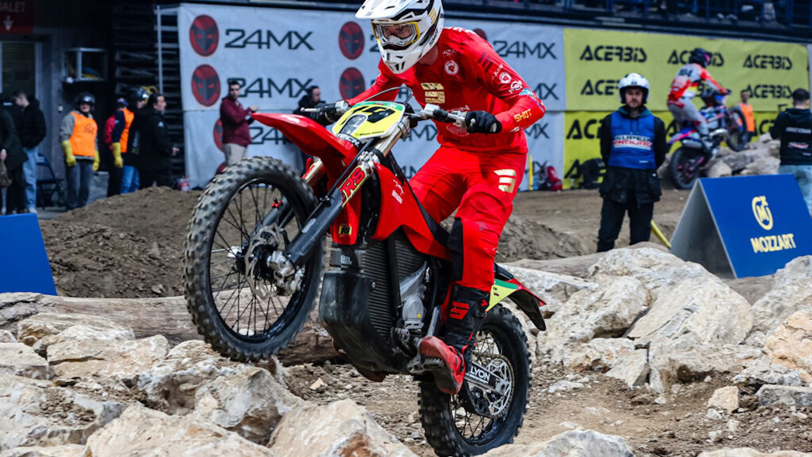 Stark surges to 2026 SuperEnduro manufacturers’ title