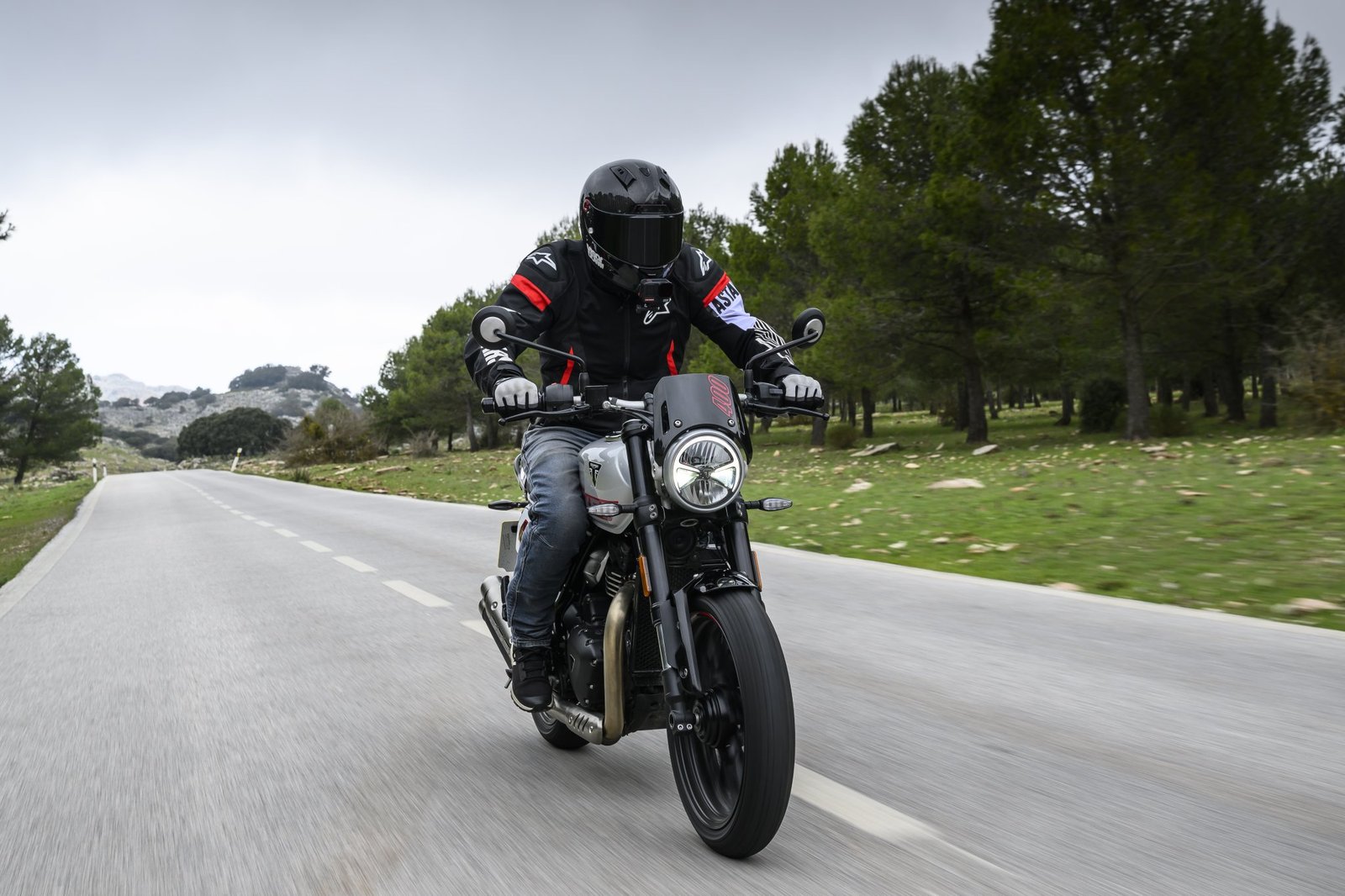 Triumph Tracker 400 - équitation