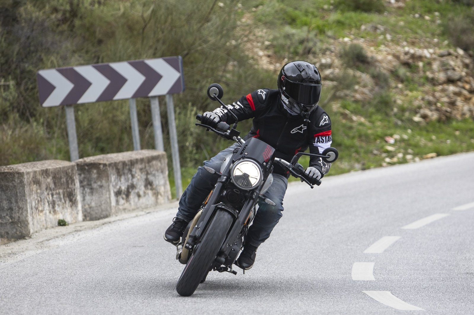Triumph Tracker 400 - équitation
