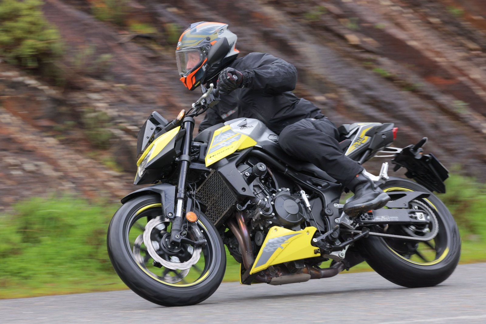 Embrayage électronique Honda CB750 Hornet 2026