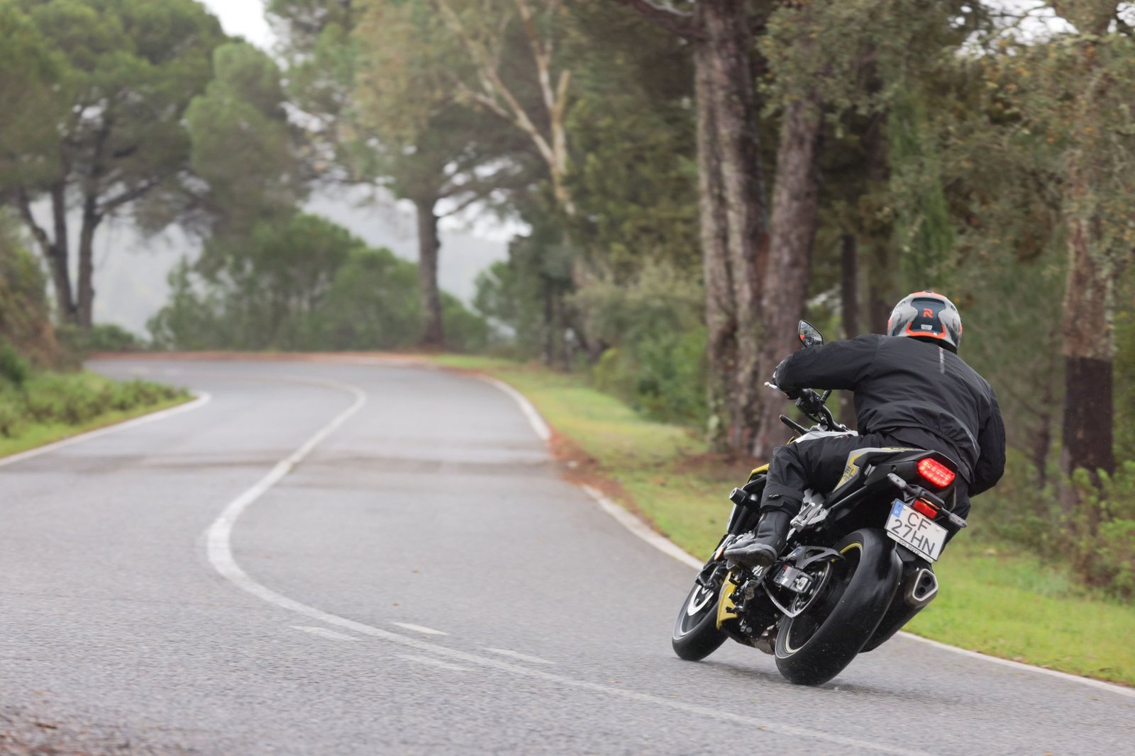 Embrayage électronique Honda CB750 Hornet 2026