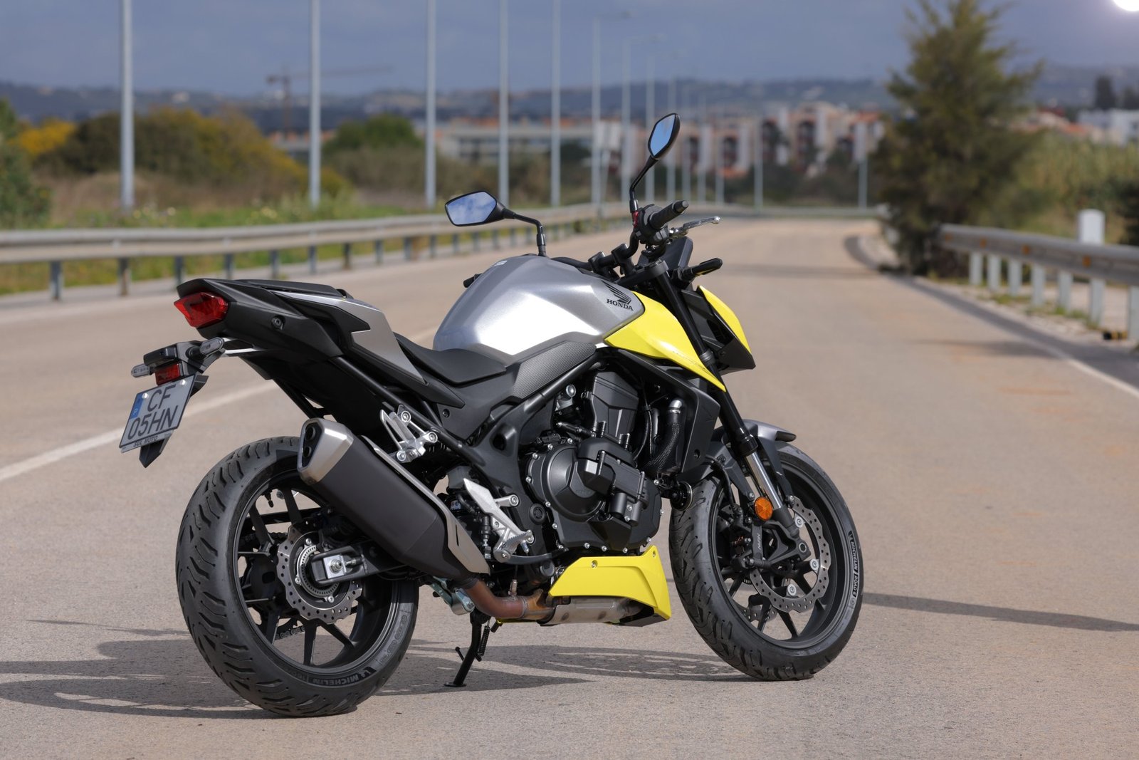 Embrayage électronique Honda CB750 Hornet 2026