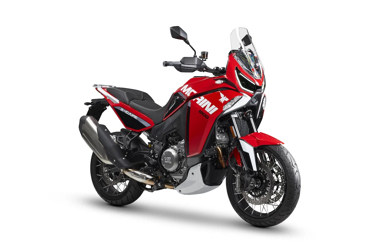 Moto Morini X-Cape 1200 en rouge.