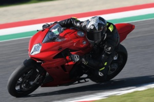La MV Agusta F3 R obtient un prix révisé dans le cadre d'une « nouvelle phase »