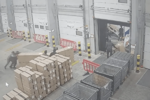 Un gang masqué qui a volé 140 000 £ de vélos se termine par une condamnation