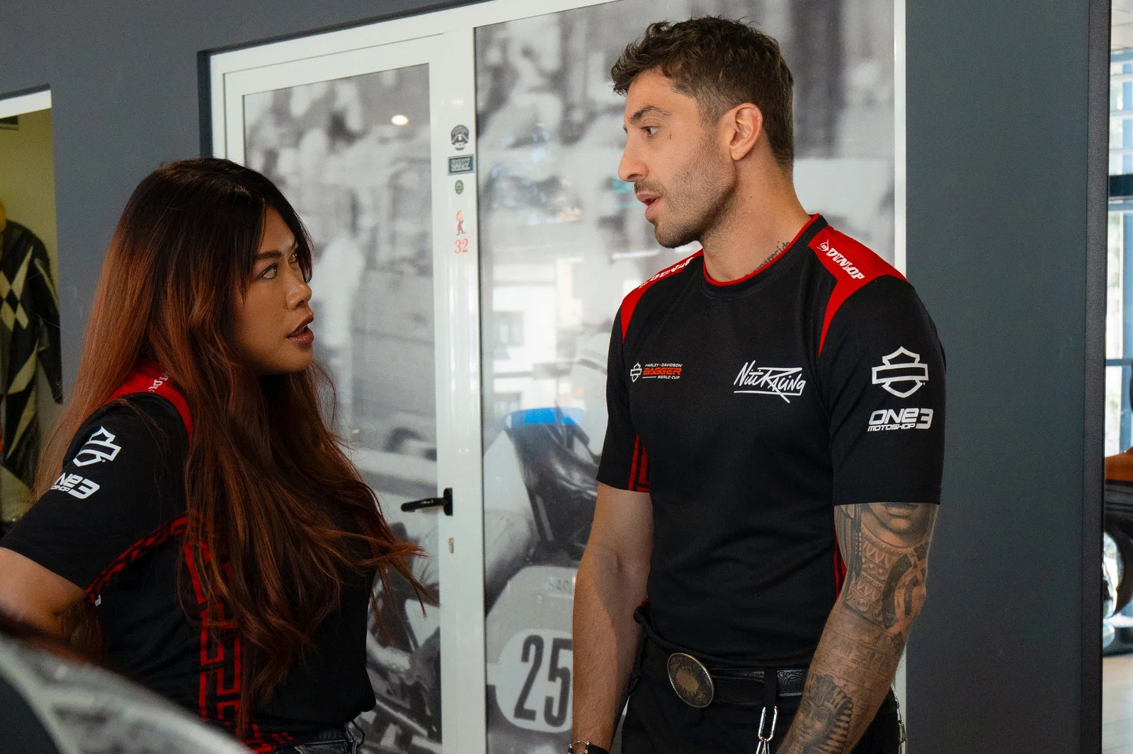 Angela Khuu, chef d'équipe Niti Racing et Andrea Iannone